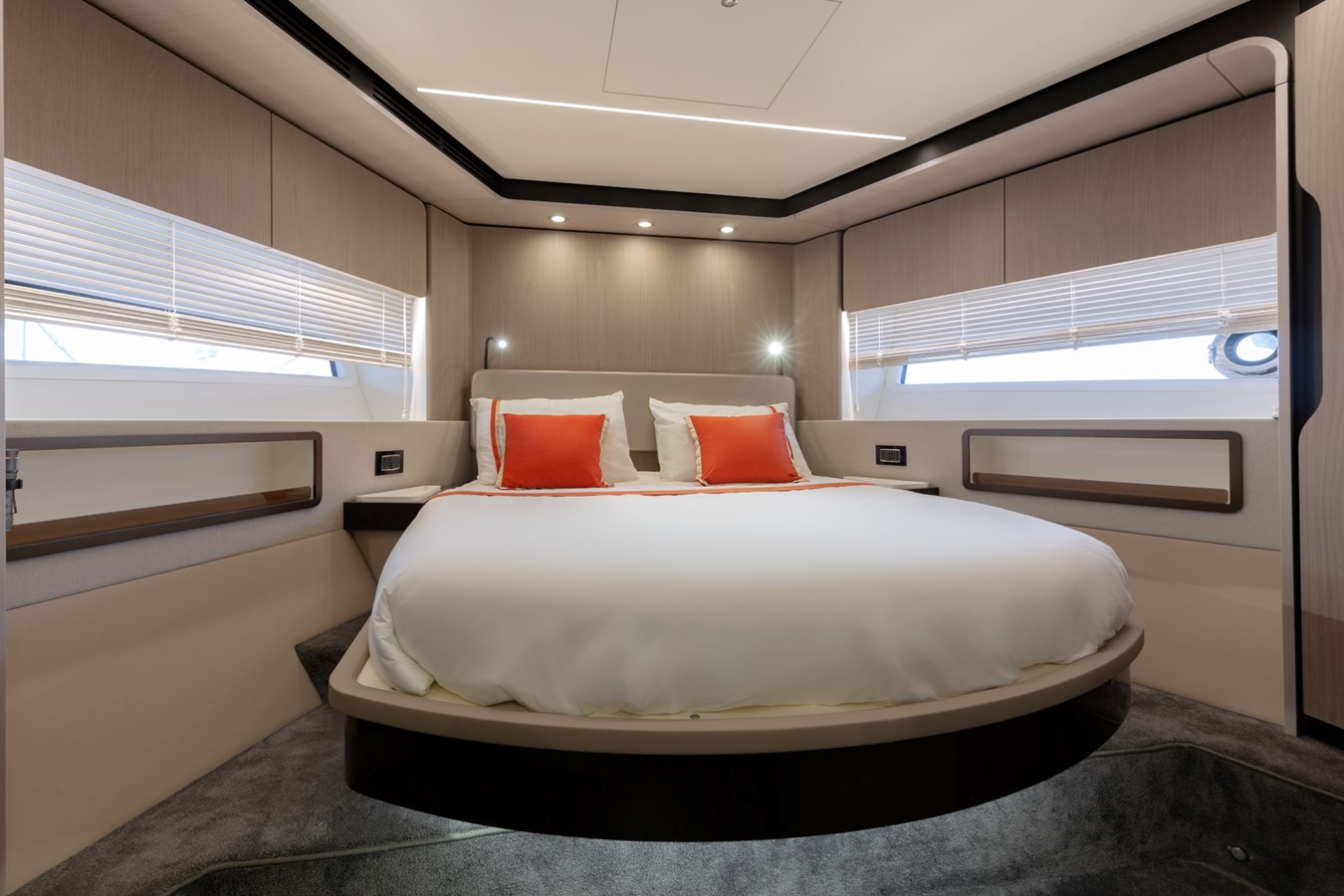 Azimut Yachts Motor Yacht Solstice For Sale
