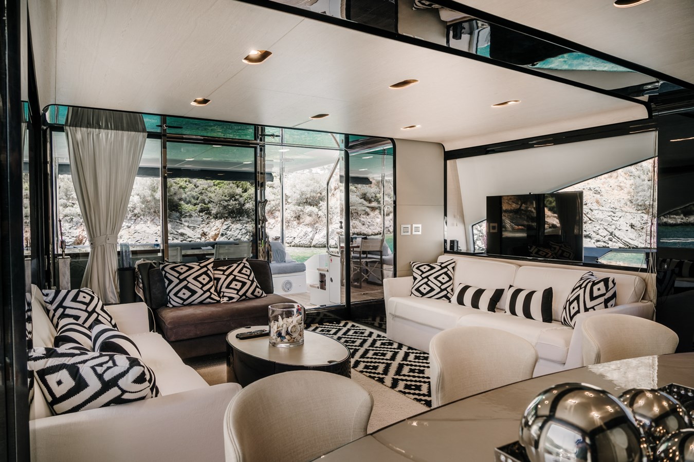 Azimut Yachts Motor Yacht AZIMUT 80 For Sale