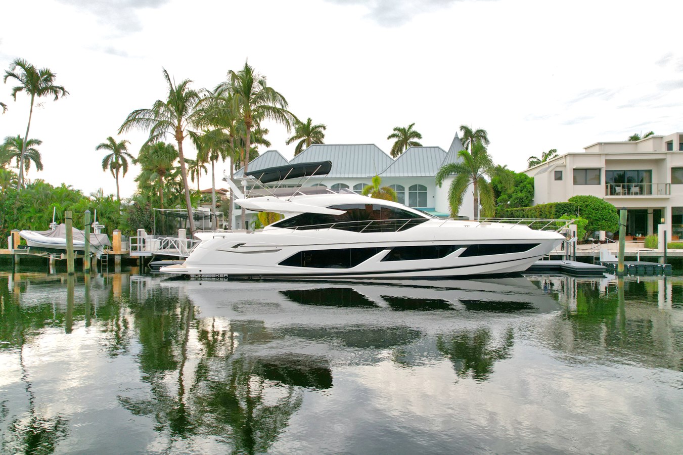 Sunseeker Cruising Yacht 2022 Sunseeker 74 Sport Yacht For Sale