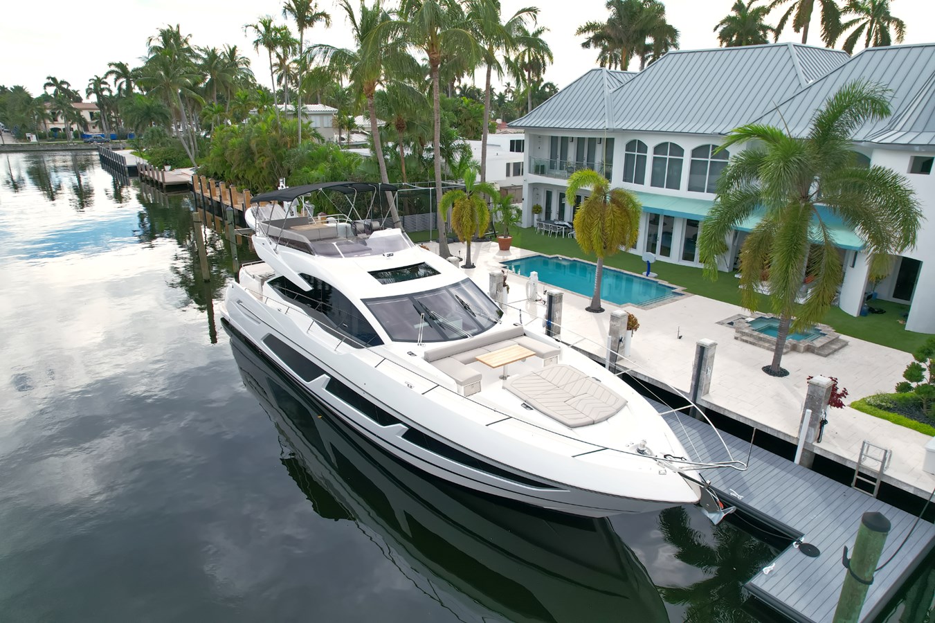 Sunseeker Cruising Yacht 2022 Sunseeker 74 Sport Yacht For Sale