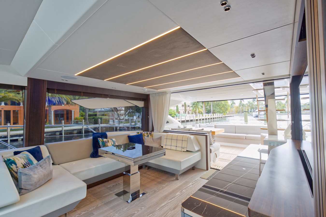 Sunseeker Cruising Yacht 2022 Sunseeker 74 Sport Yacht For Sale