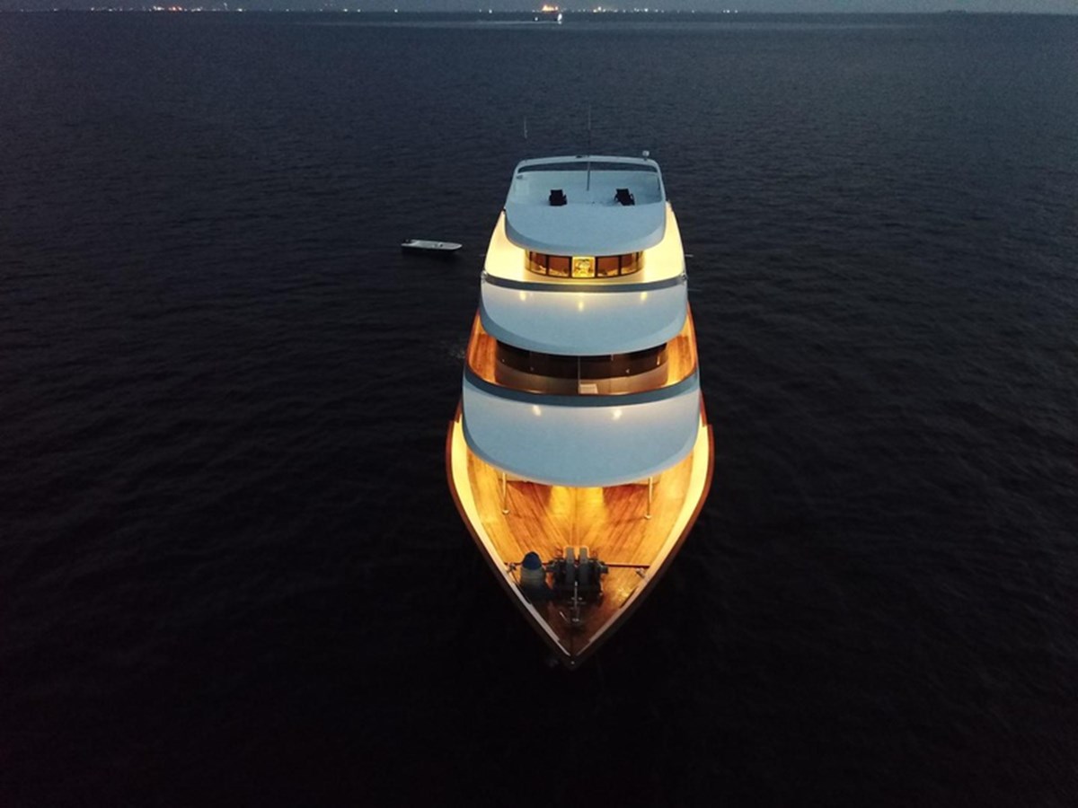 Custom Motor Yacht 2017 Safari Yacht 142 Custom For Sale