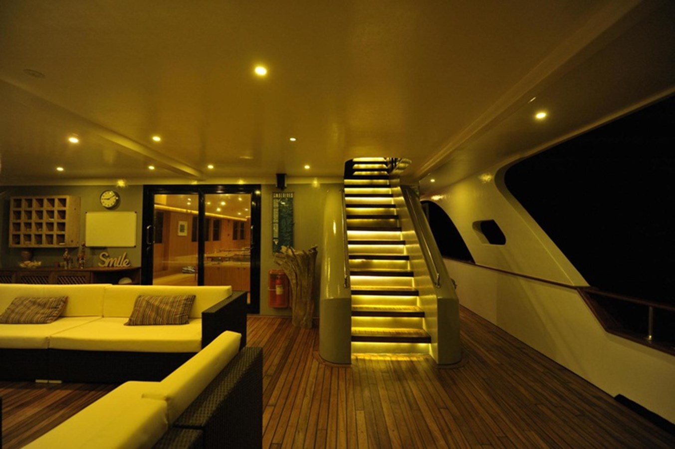 Custom Motor Yacht 2017 Safari Yacht 142 Custom For Sale