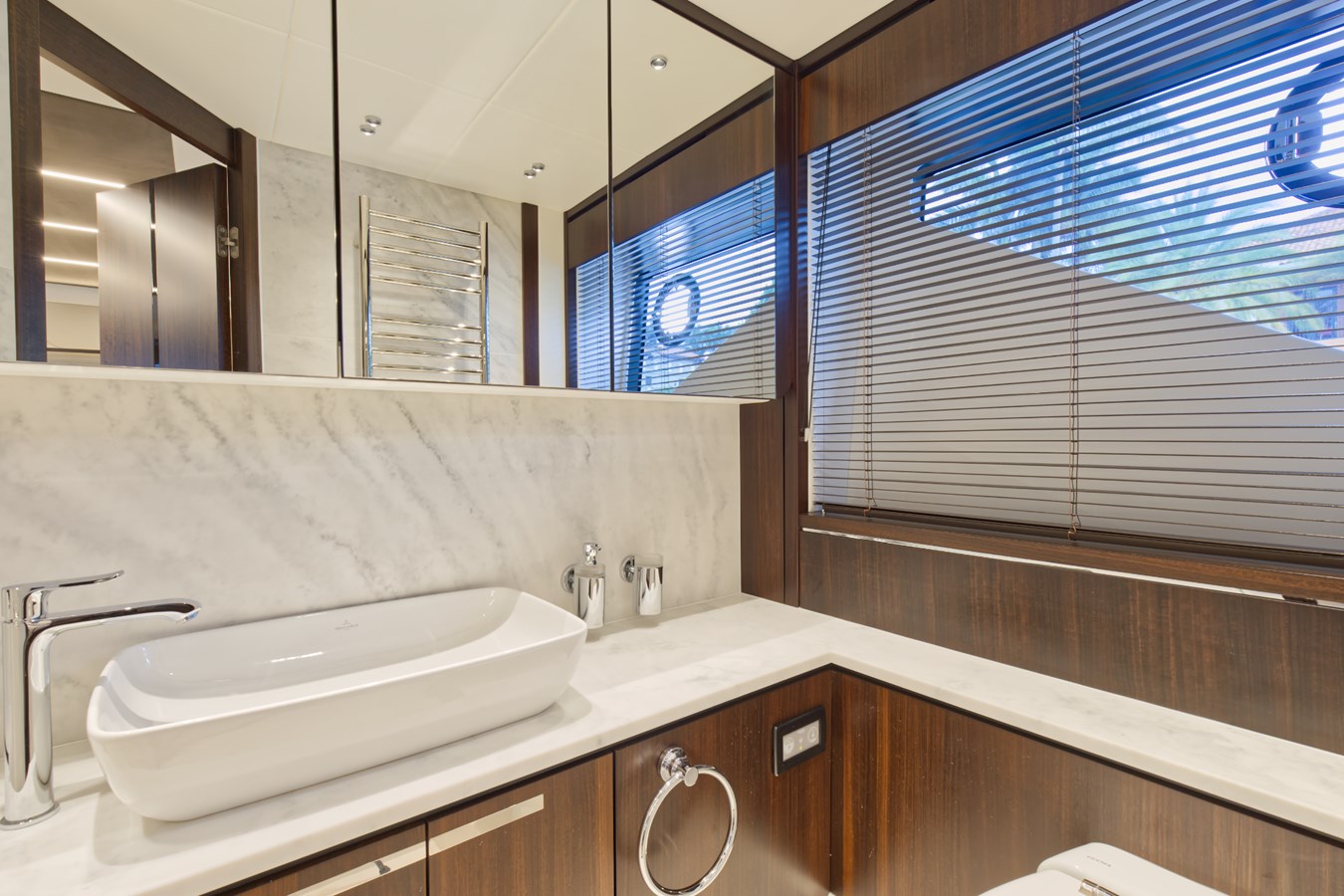 Sunseeker Cruising Yacht 2022 Sunseeker 74 Sport Yacht For Sale