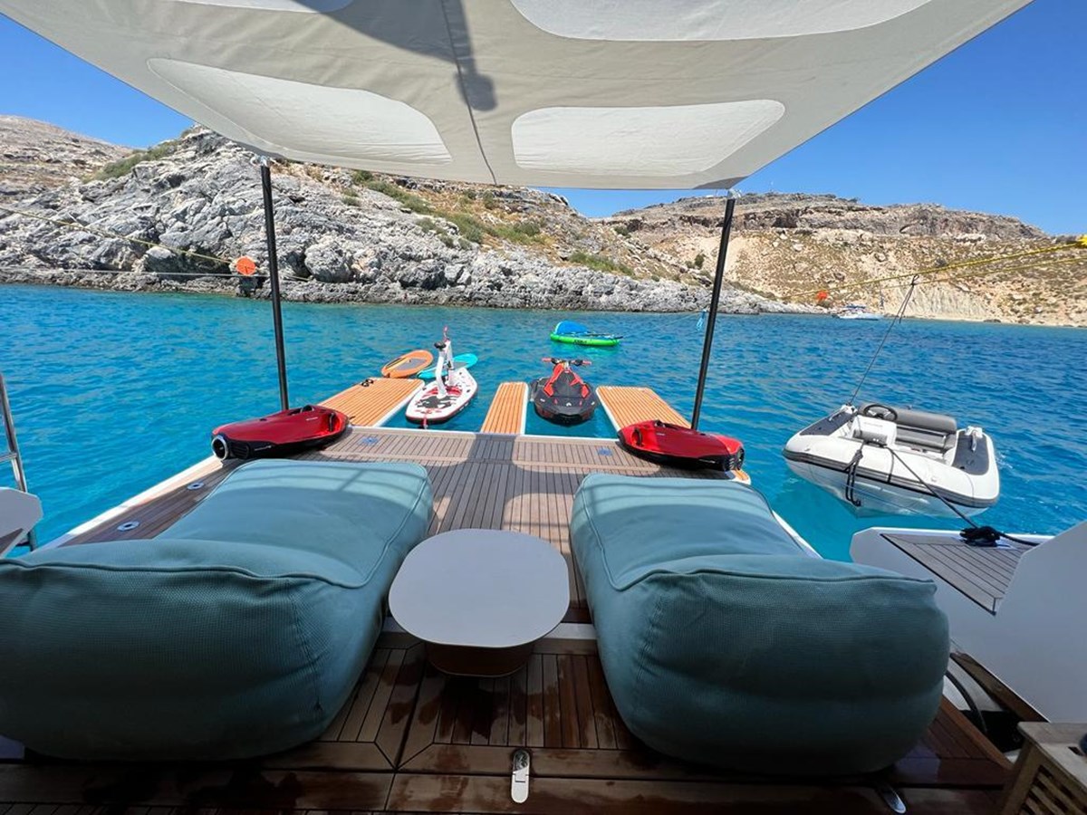 Azimut Yachts Motor Yacht LOVE T For Sale