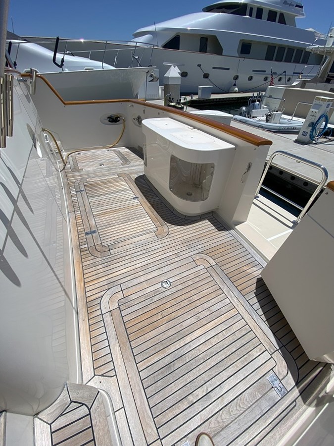 Offshore Yachts Motor Yacht Tempus Fugit II For Sale