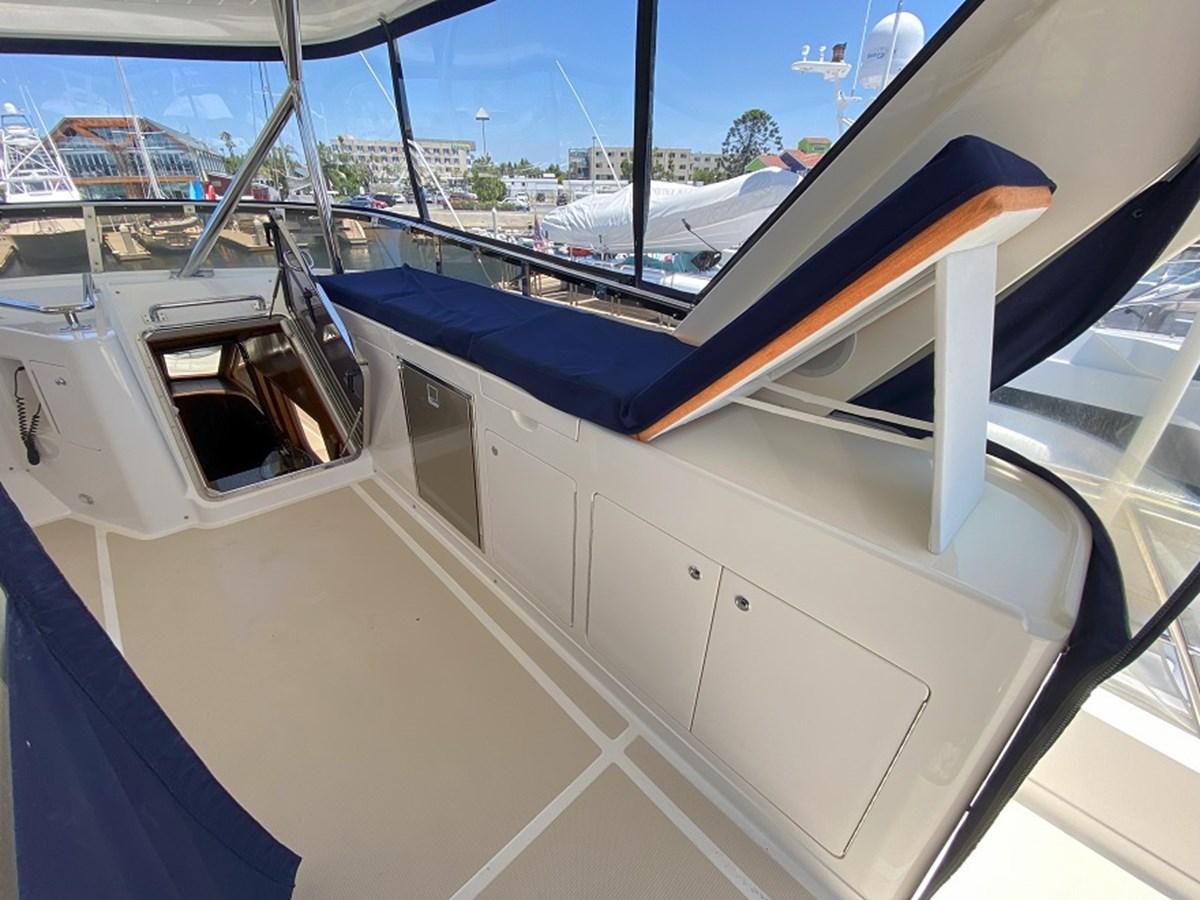 Offshore Yachts Motor Yacht Tempus Fugit II For Sale