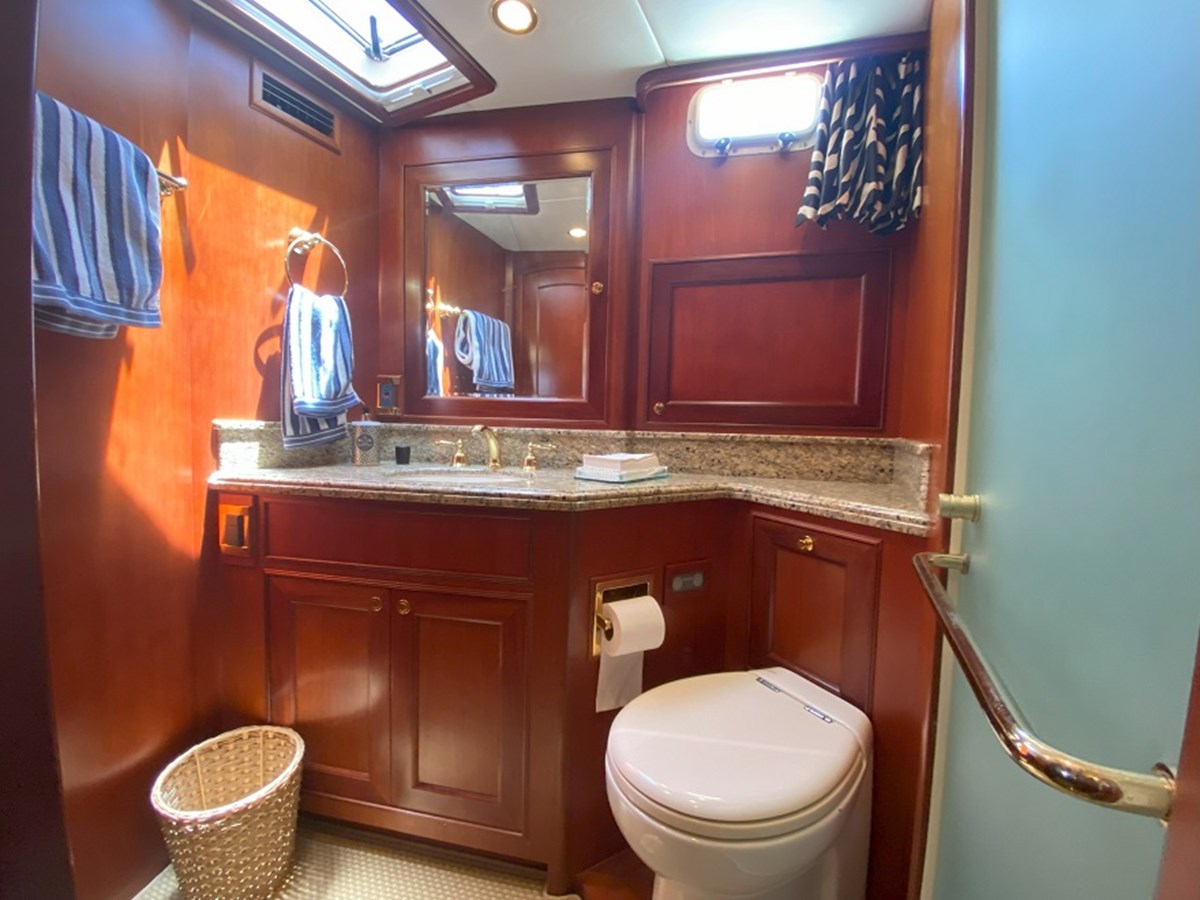 Offshore Yachts Motor Yacht Tempus Fugit II For Sale