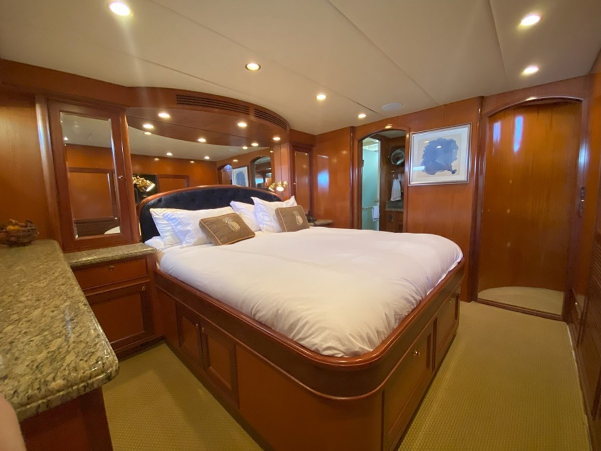 Offshore Yachts Motor Yacht Tempus Fugit II For Sale