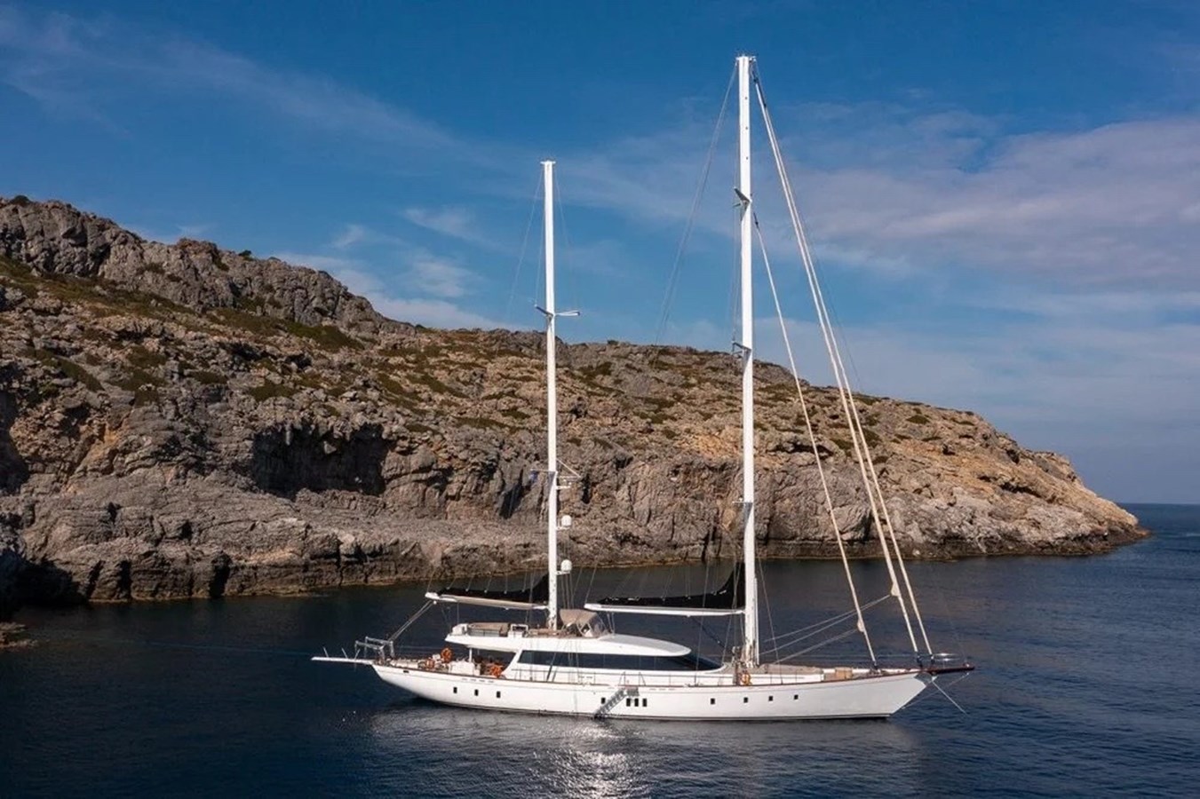 Custom Motorsailor 35 M DELUXE MOTORSAILOR For Sale