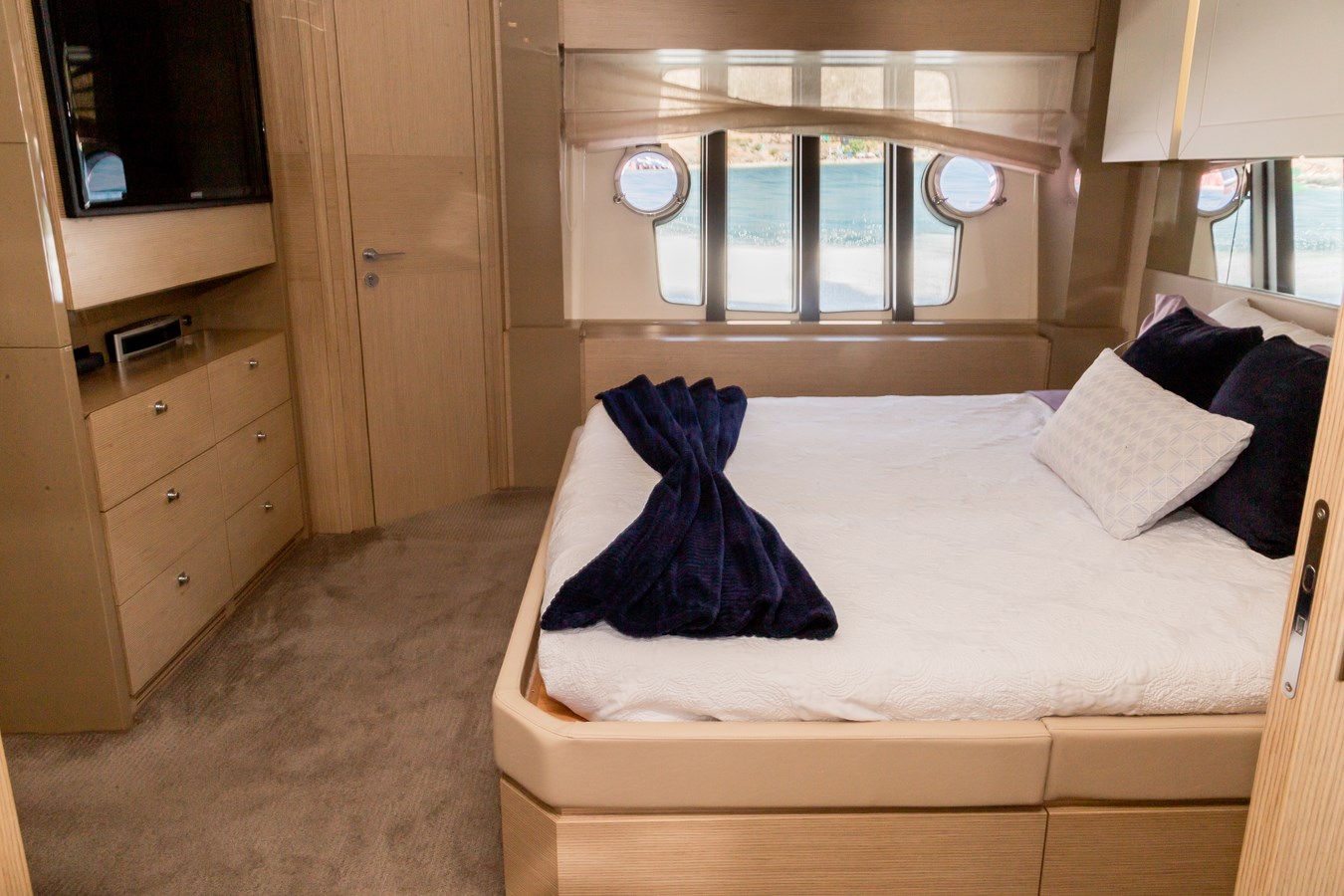 Ferretti Yachts Motor Yacht Ferretti 720 For Sale