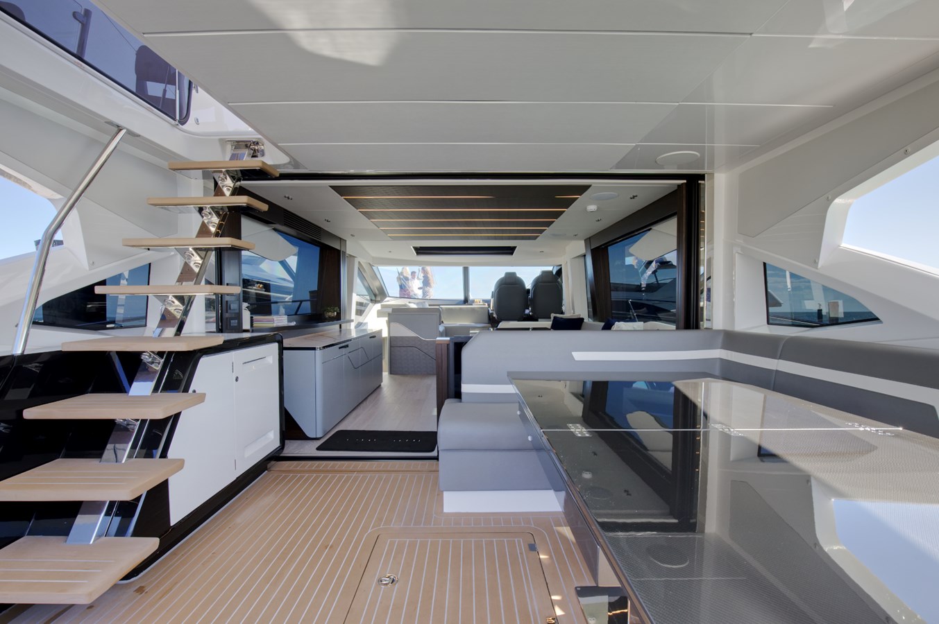 Sunseeker Motor Yacht - For Sale