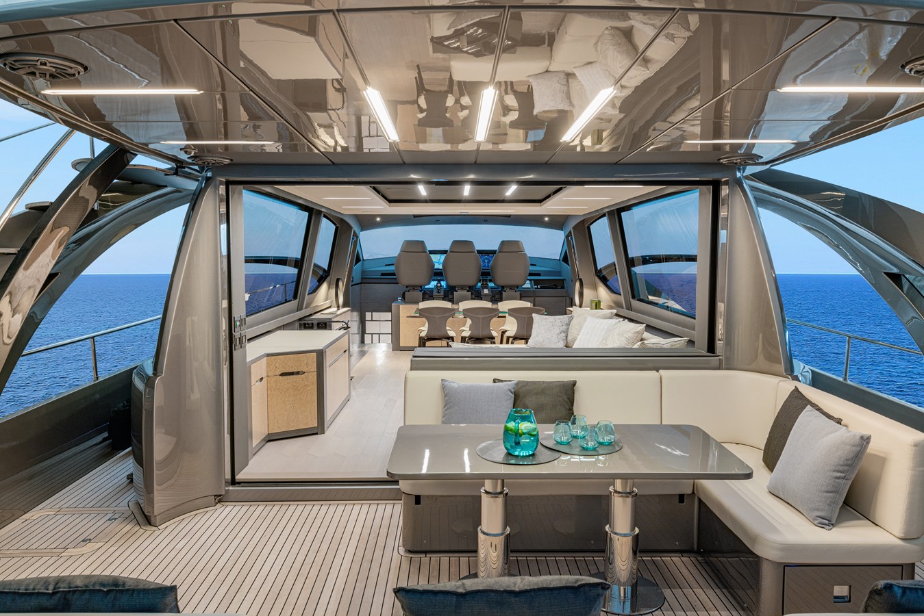 Pershing Motor Yacht SILVER BULLET For Sale