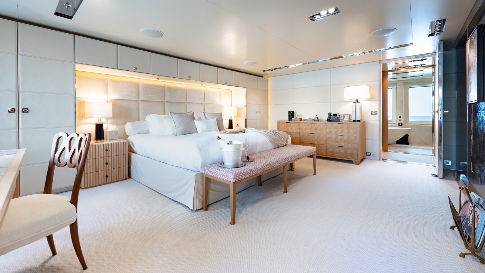 Icon Yachts Motor Yacht LOON For Sale