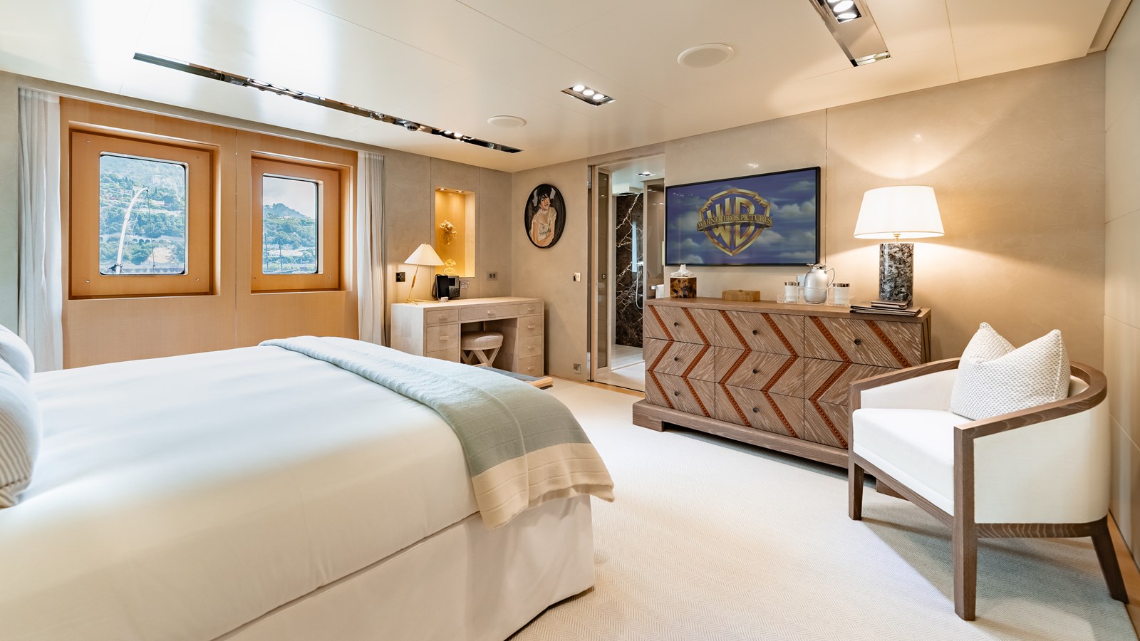 Icon Yachts Motor Yacht LOON For Sale