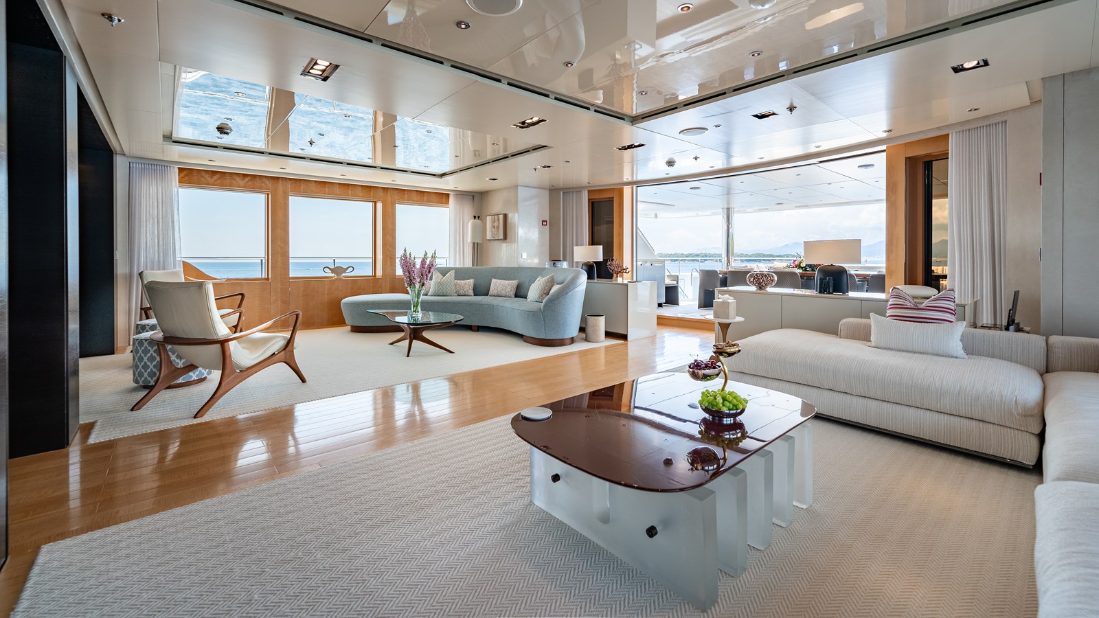 Icon Yachts Motor Yacht LOON For Sale