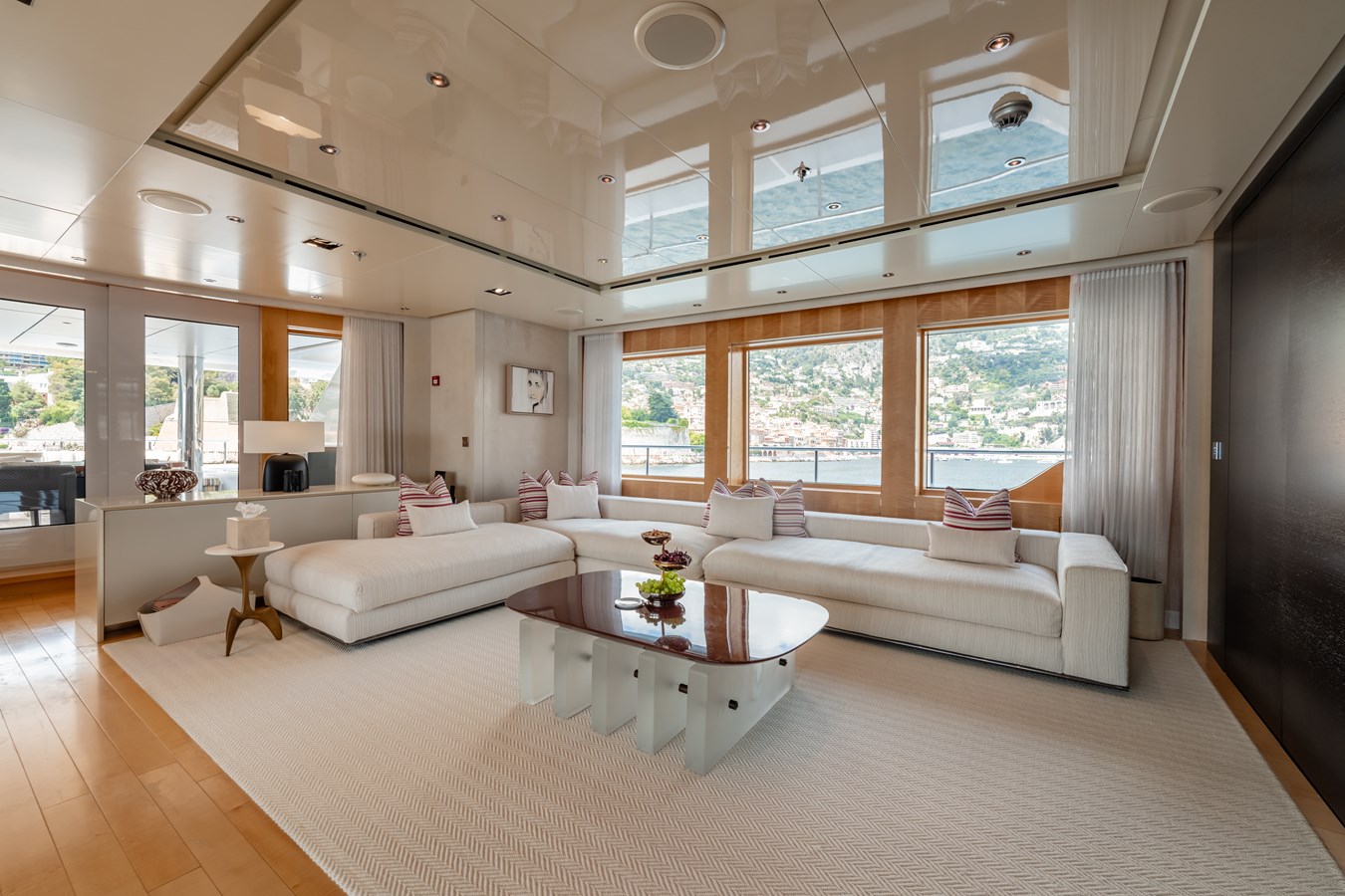 Icon Yachts Motor Yacht LOON For Sale