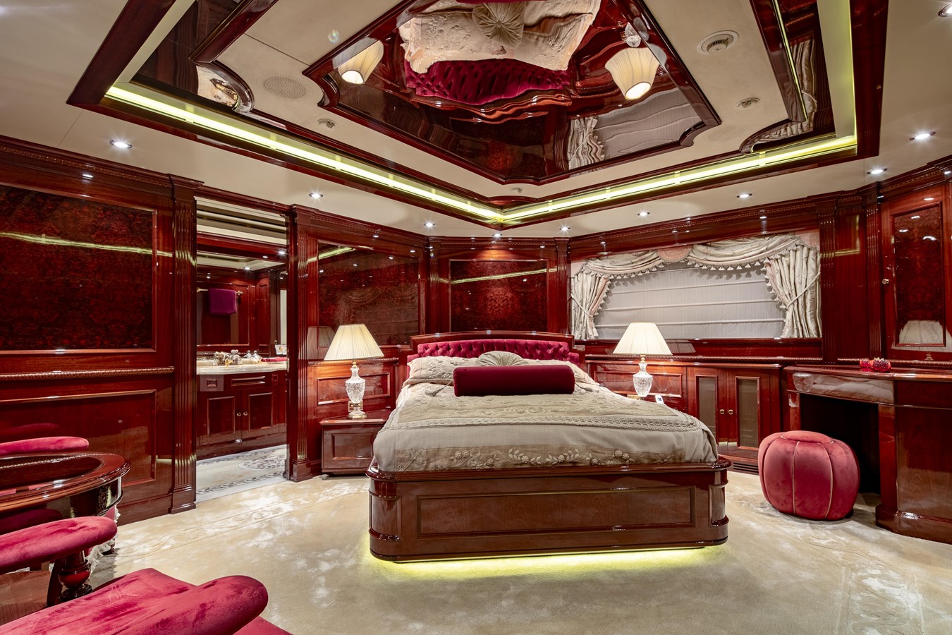 Crn Motor Yacht RICHAR For Sale