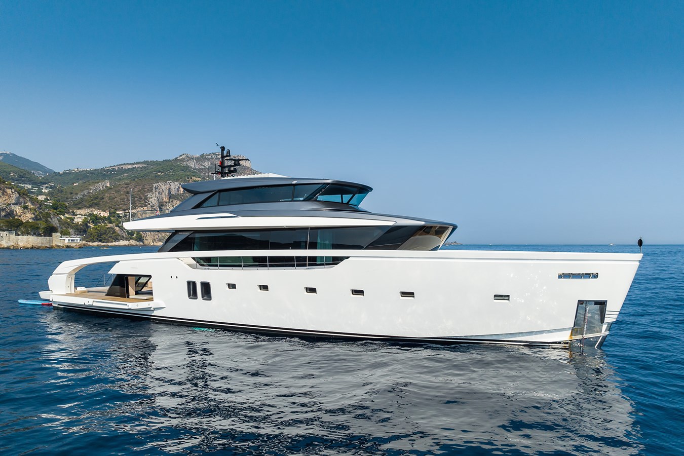 Sanlorenzo Yachts Motor Yacht Ami For Sale