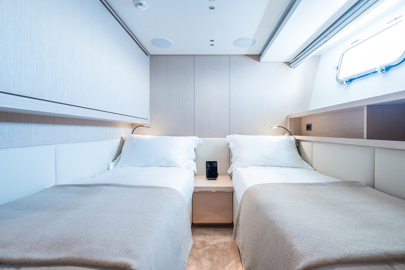 Sanlorenzo Yachts Motor Yacht Ami For Sale