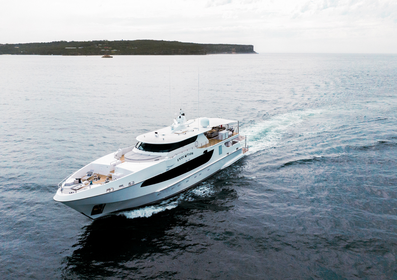 Oceanfast Motor Yacht EVOLUTION For Sale