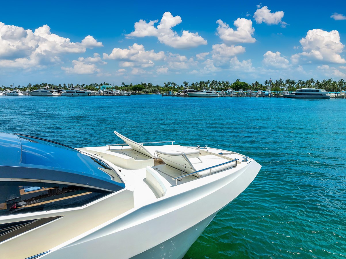 Astilleros Astondoa Motor Yacht GREYT ESCAPE For Sale