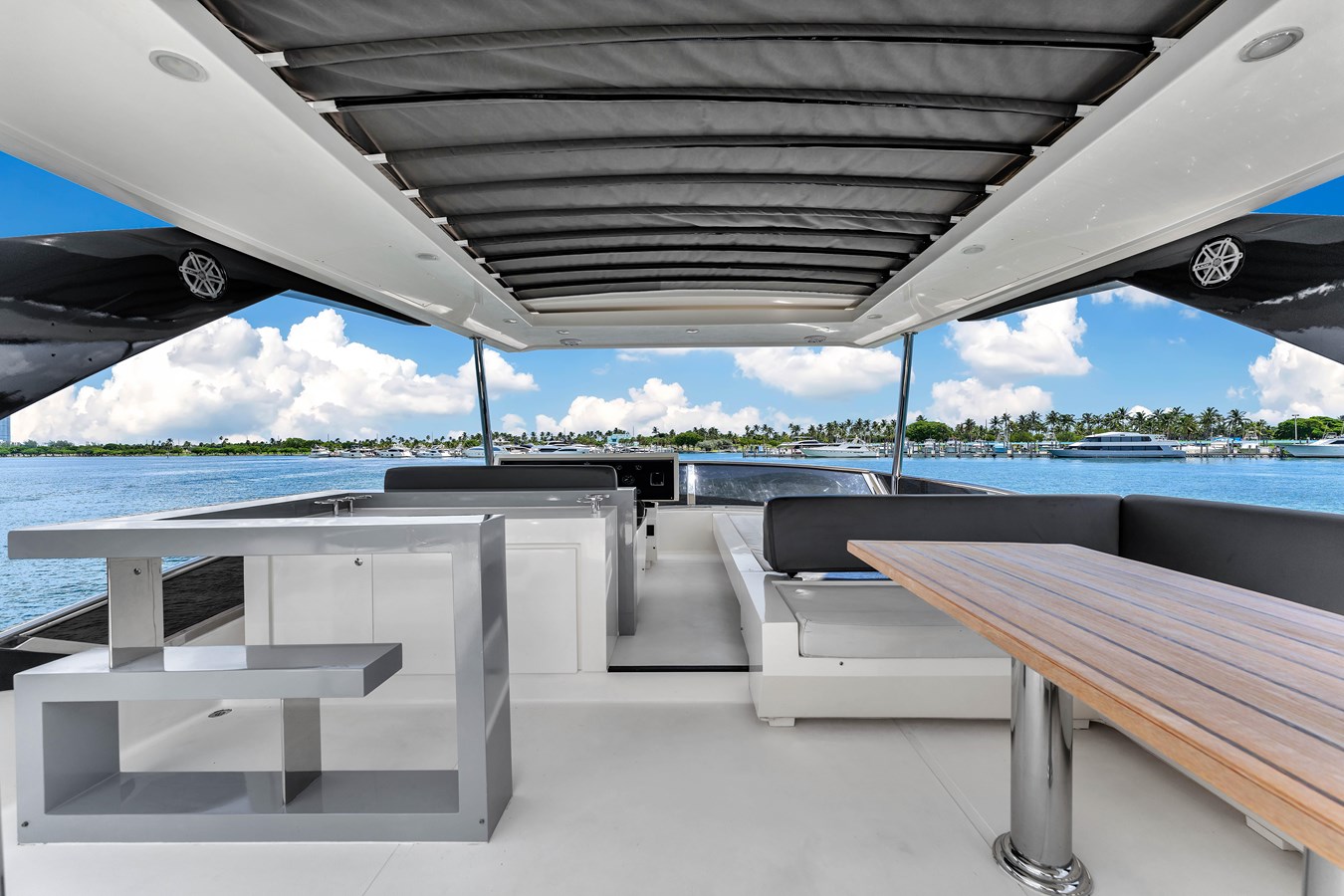 Astilleros Astondoa Motor Yacht GREYT ESCAPE For Sale