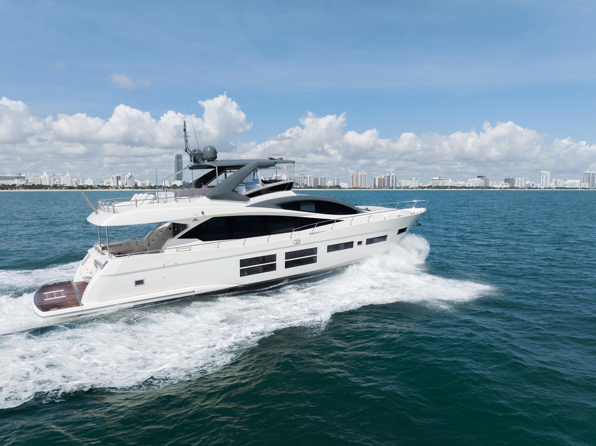 Astilleros Astondoa Motor Yacht Seaduction For Sale