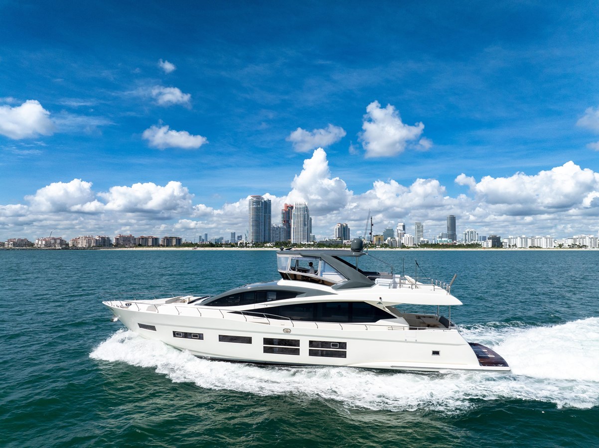 Astilleros Astondoa Motor Yacht Seaduction For Sale
