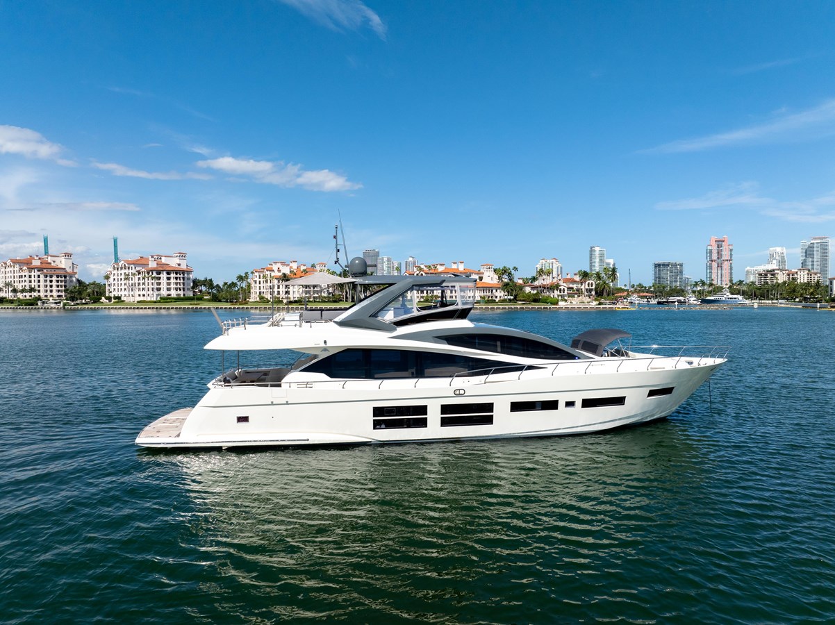 Astilleros Astondoa Motor Yacht Seaduction For Sale