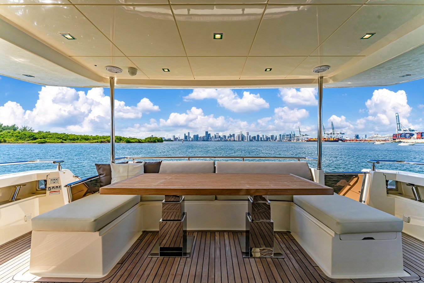 Astilleros Astondoa Motor Yacht Seaduction For Sale