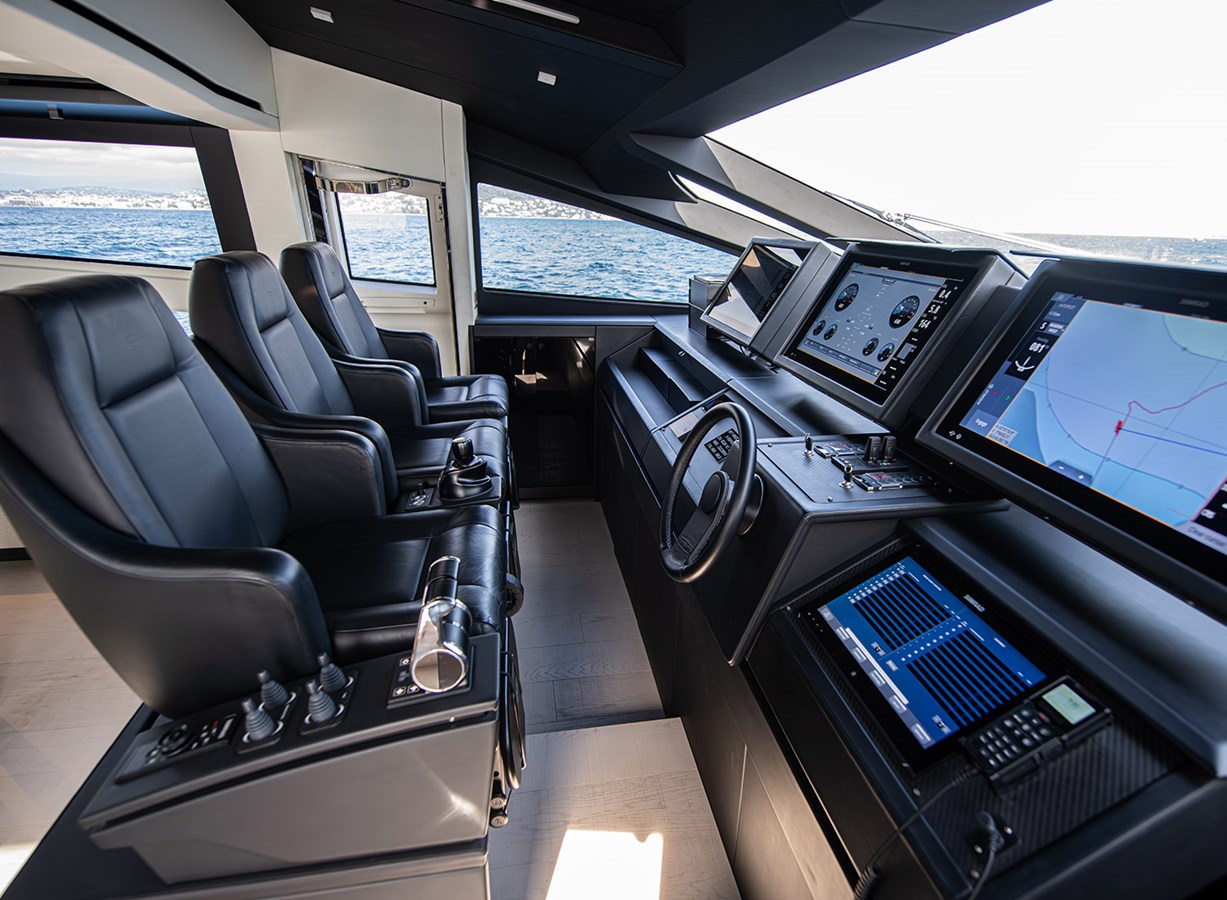 Pershing Motor Yacht MAGIC of AYR For Sale
