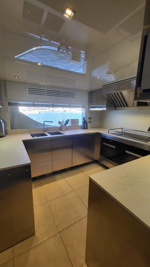 Sanlorenzo Yachts Motor Yacht Premura For Sale
