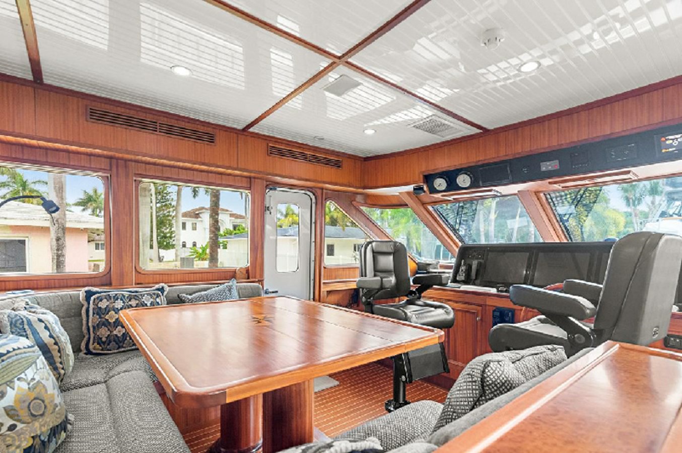 Paragon Motor Yachts Motor Yacht SEAS TO SEE For Sale