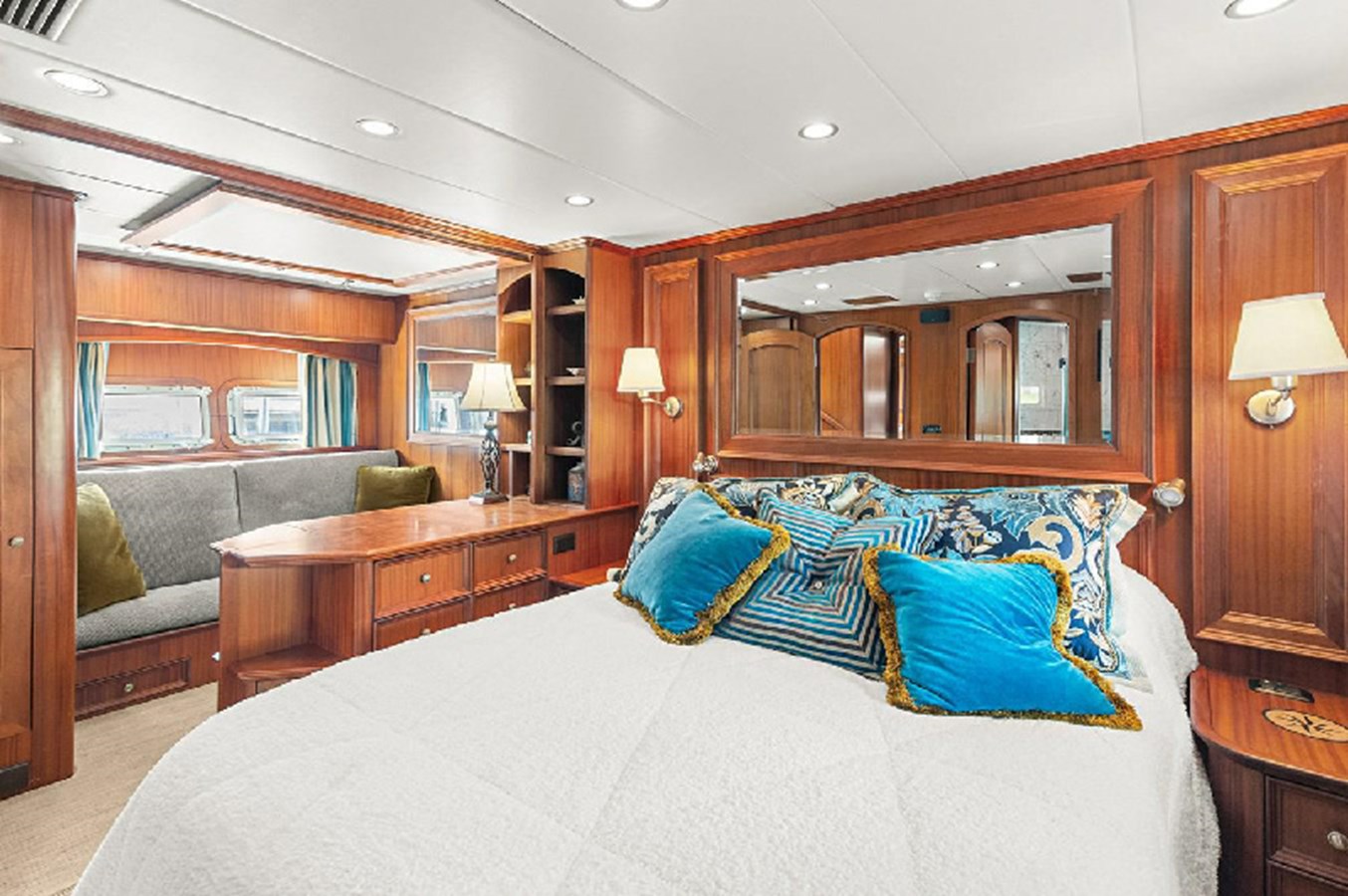 Paragon Motor Yachts Motor Yacht SEAS TO SEE For Sale
