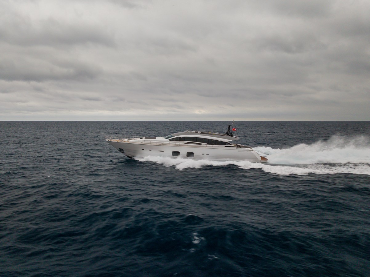 Pershing Cruising Yacht NAAV For Sale