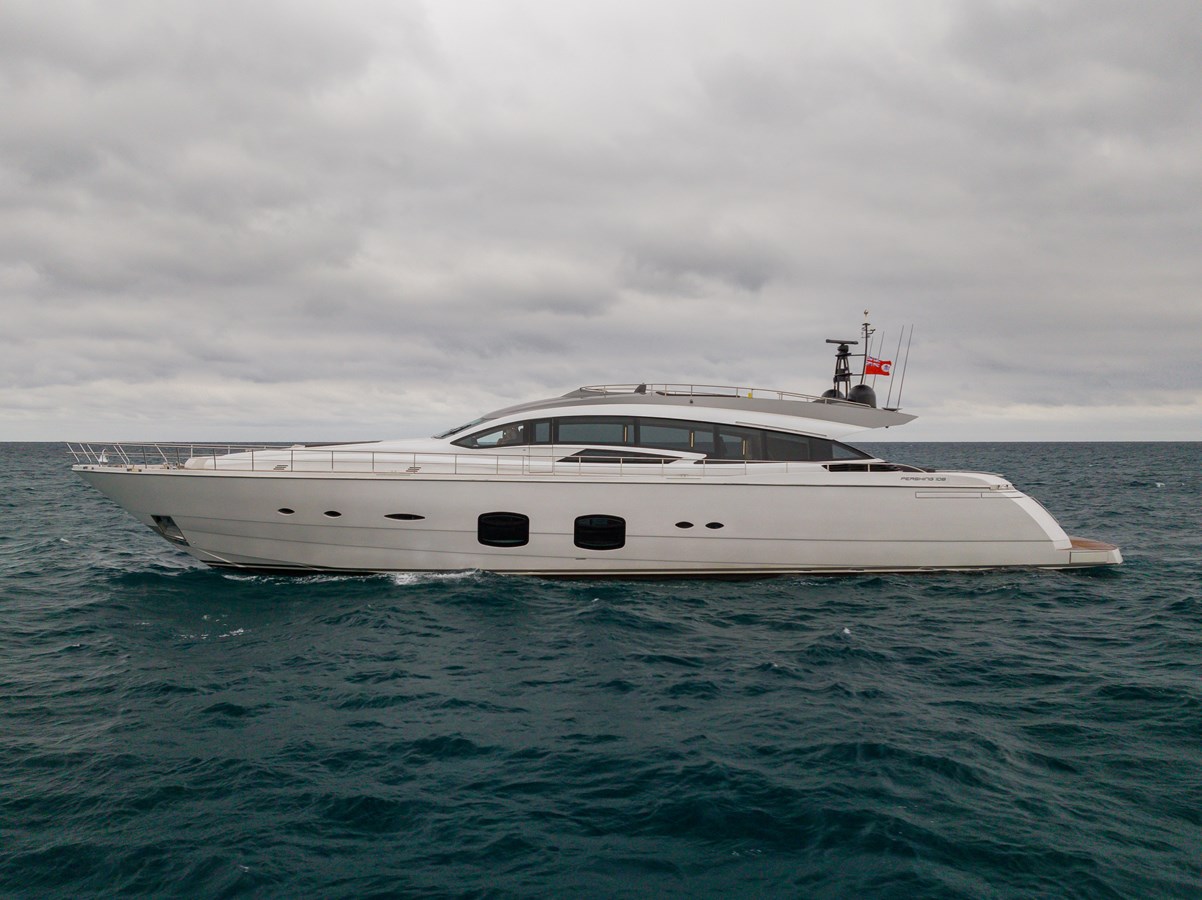 Pershing Cruising Yacht NAAV For Sale