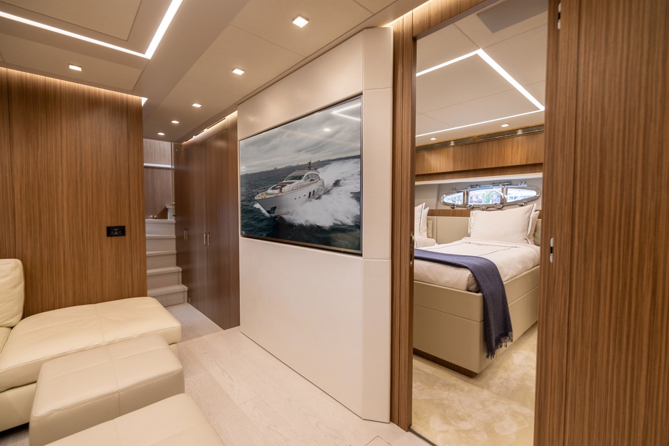 Pershing Cruising Yacht NAAV For Sale