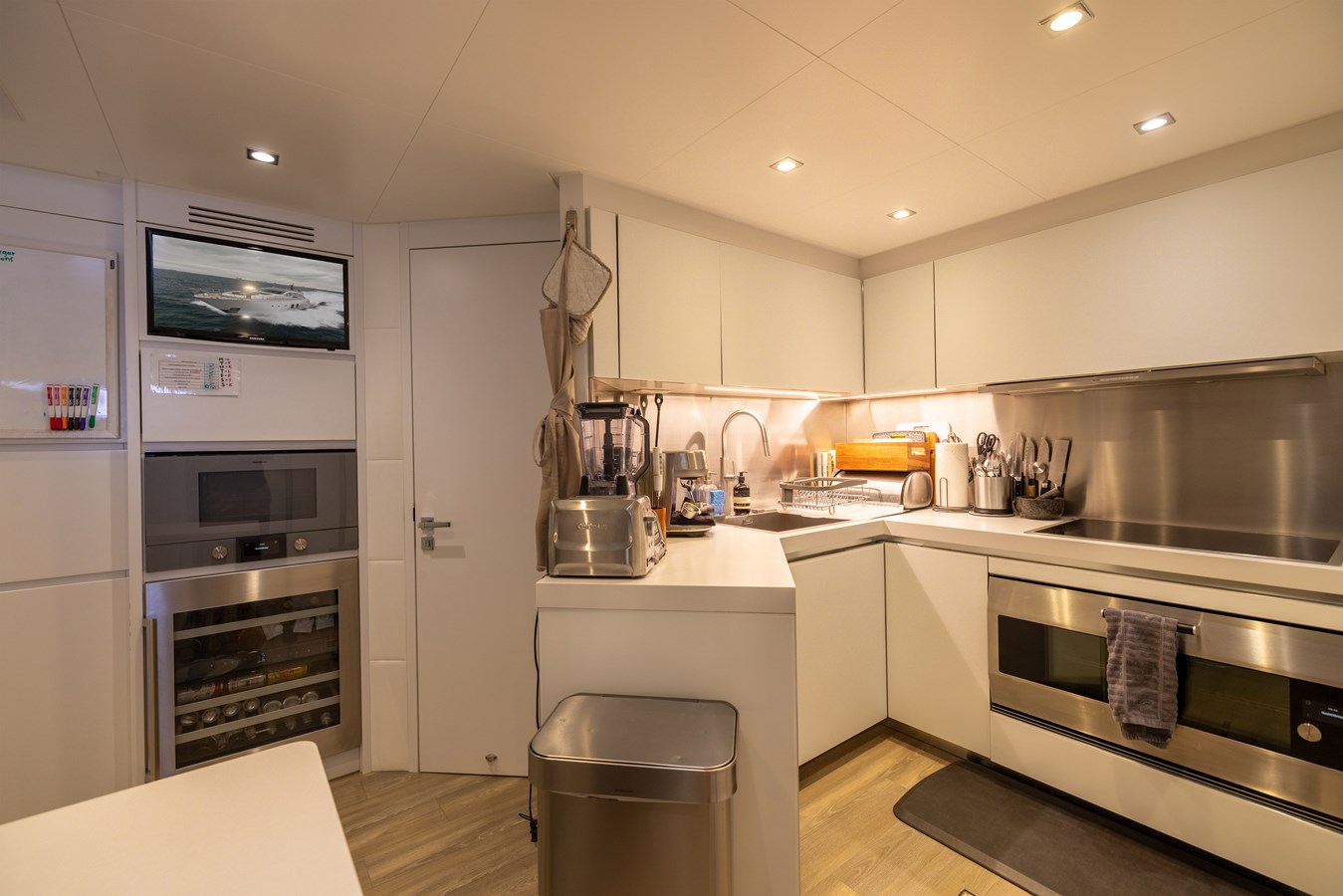 Pershing Cruising Yacht NAAV For Sale
