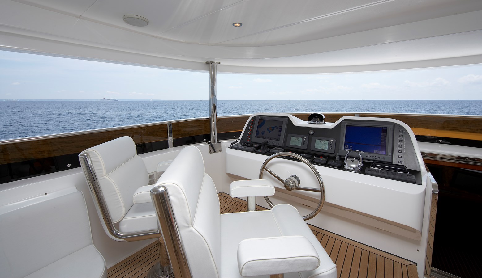 Johnson Motor Yacht JOHNSON 110 FLYBRIDGE For Sale