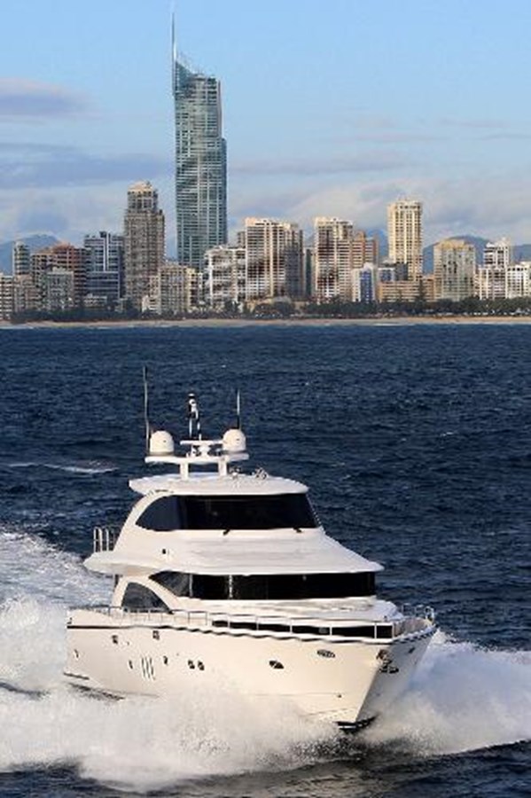 Johnson Motor Yacht JOHNSON 83’ SKYLOUNGE W/FISHING COCKPIT For Sale