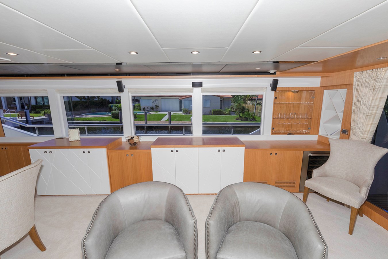 Johnson Motor Yacht JOHNSON 93 OPEN BRIDGE For Sale