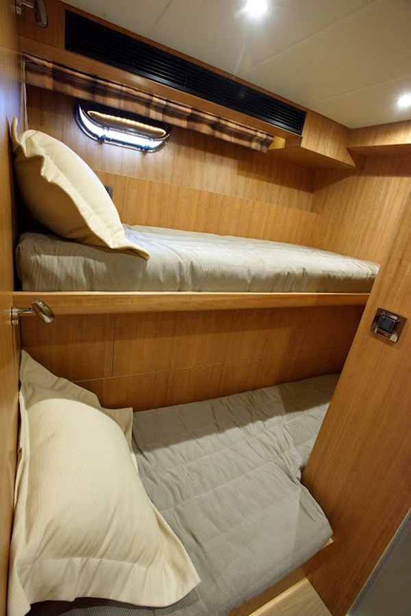 Johnson Motor Yacht JOHNSON 93 OPEN BRIDGE For Sale