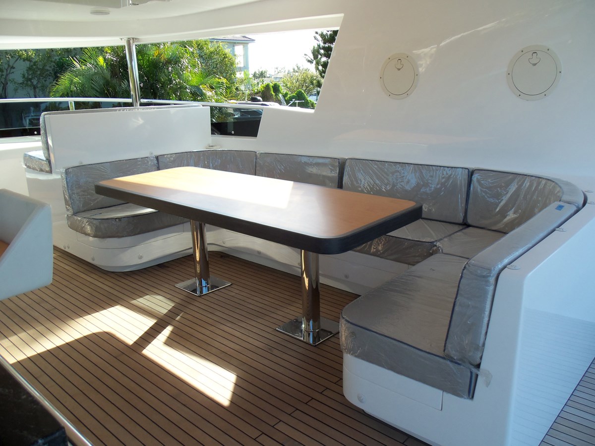 Johnson Motor Yacht JOHNSON 93 OPEN BRIDGE For Sale