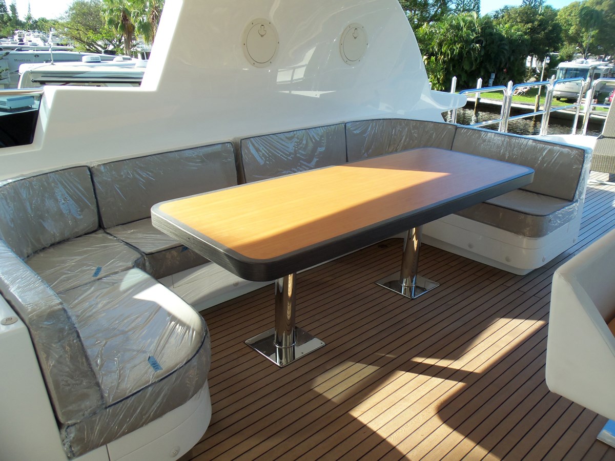 Johnson Motor Yacht JOHNSON 93 OPEN BRIDGE For Sale