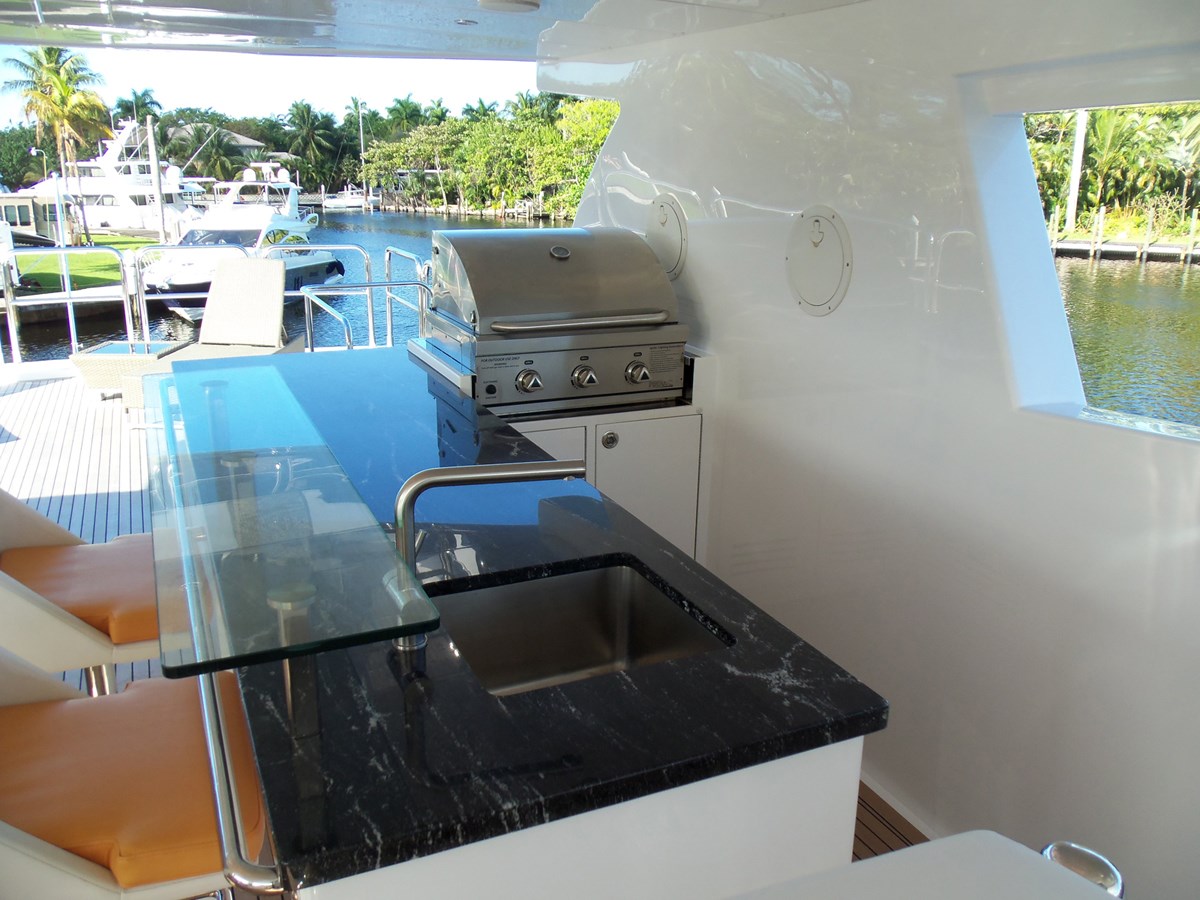 Johnson Motor Yacht JOHNSON 93 OPEN BRIDGE For Sale