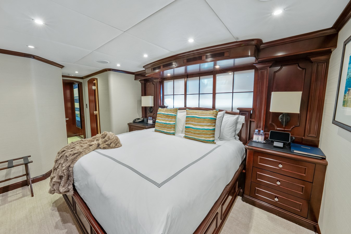 Trinity Yachts Motor Yacht NICOLE EVELYN For Sale