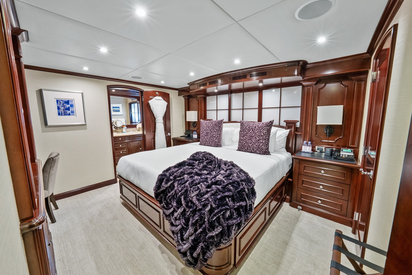 Trinity Yachts Motor Yacht NICOLE EVELYN For Sale
