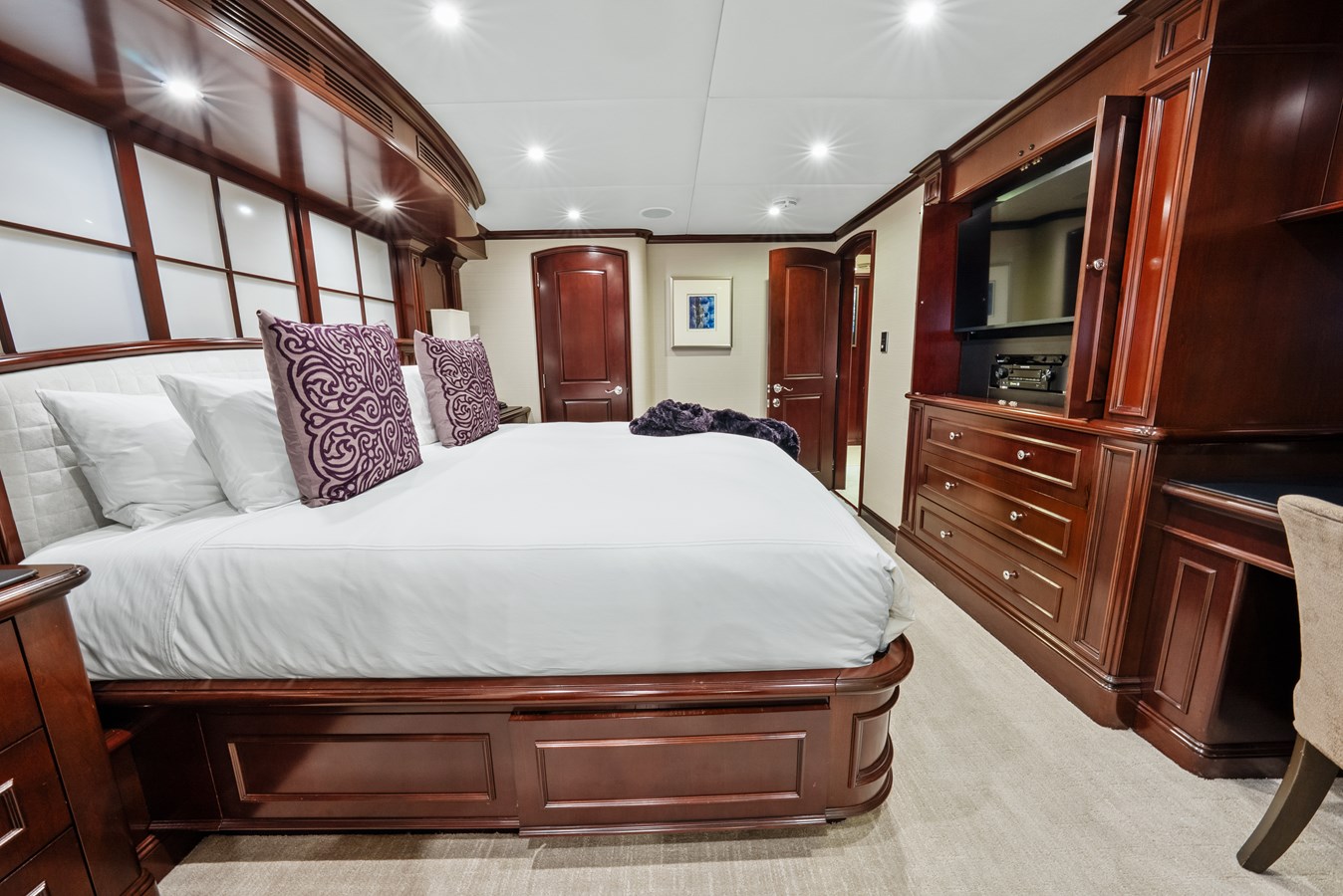 Trinity Yachts Motor Yacht NICOLE EVELYN For Sale