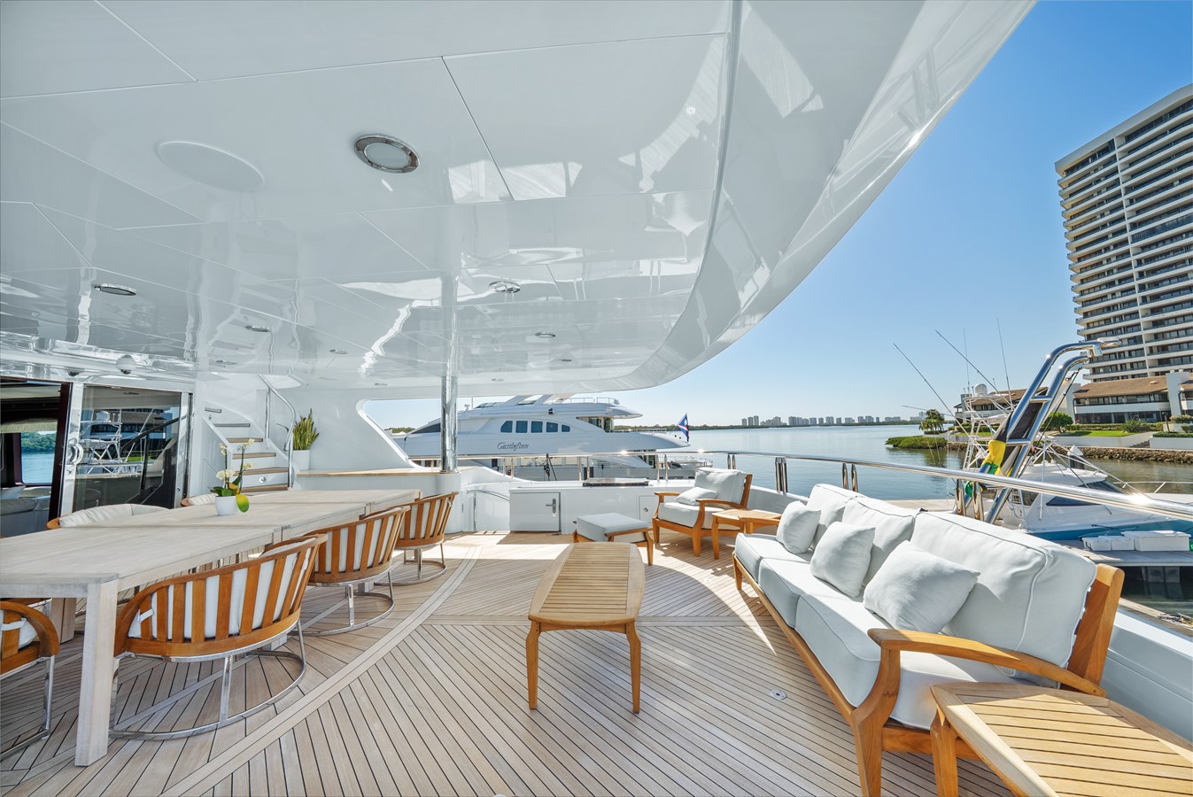 Trinity Yachts Motor Yacht NICOLE EVELYN For Sale